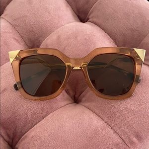 Fendi Iridia Structures Cat Eye Sunglasses 🕶